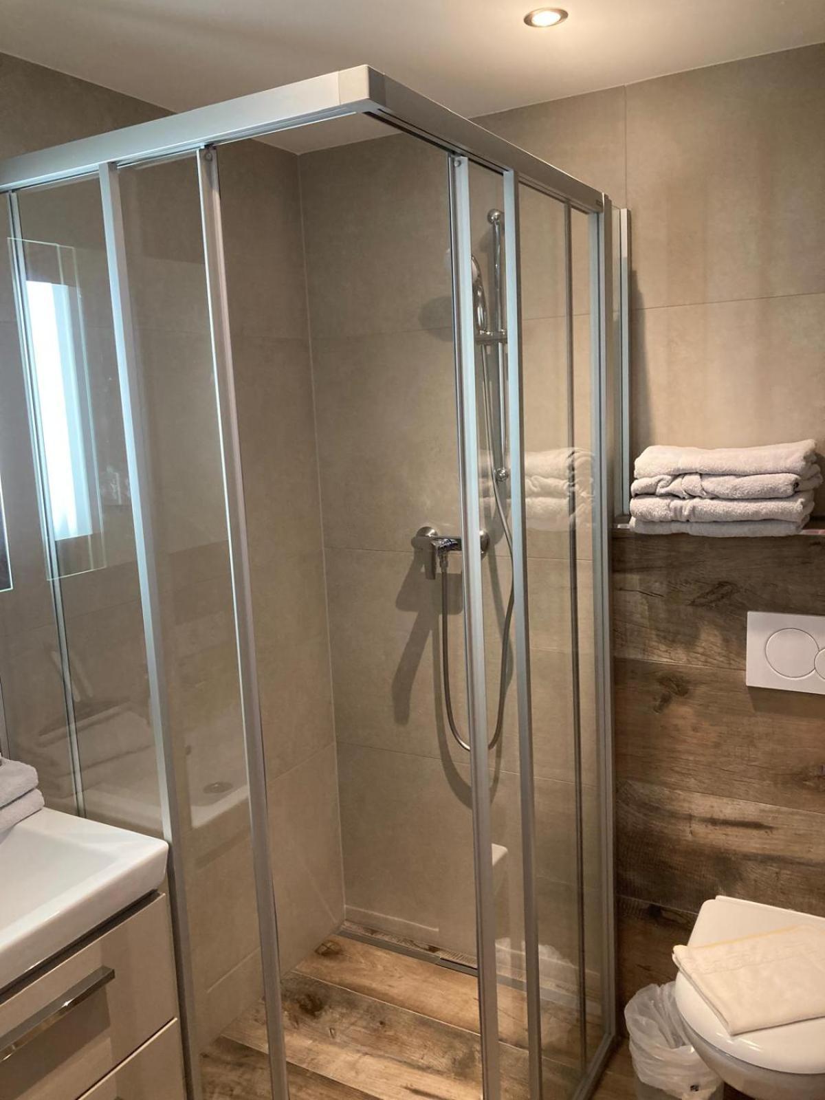 Appartment Laerchenalm ซังต์ มาร์ติน อัม เทนเนนเกอเบียร์เกอ ภายนอก รูปภาพ