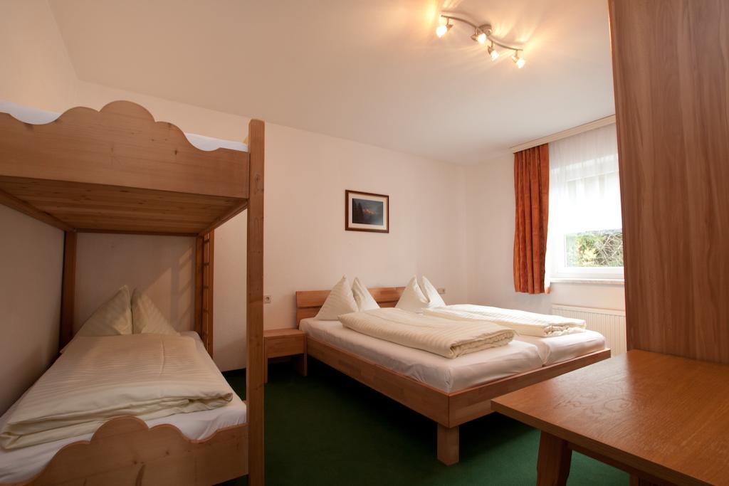 Appartment Laerchenalm ซังต์ มาร์ติน อัม เทนเนนเกอเบียร์เกอ ห้อง รูปภาพ