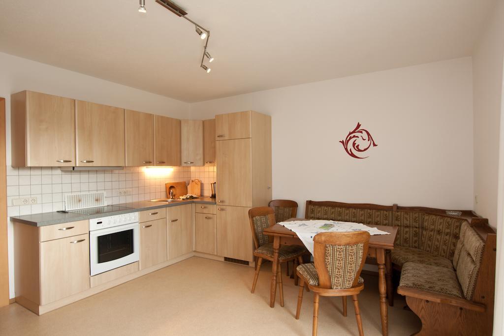 Appartment Laerchenalm ซังต์ มาร์ติน อัม เทนเนนเกอเบียร์เกอ ห้อง รูปภาพ
